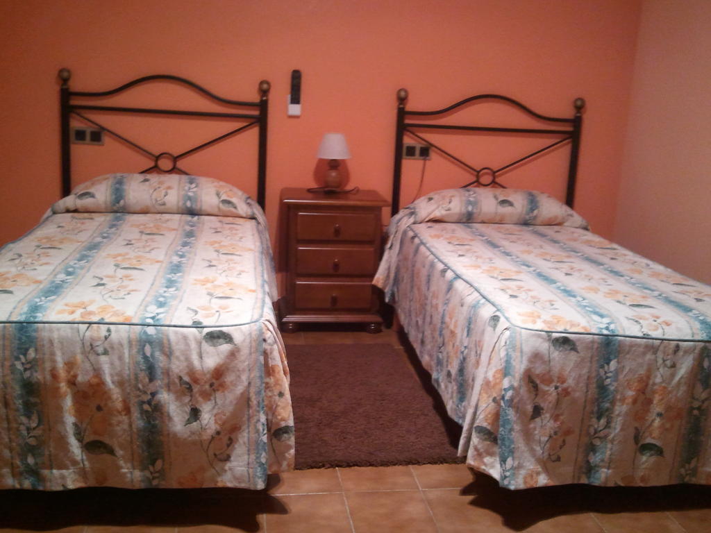 Hostal Can Barrina Arnés Εξωτερικό φωτογραφία