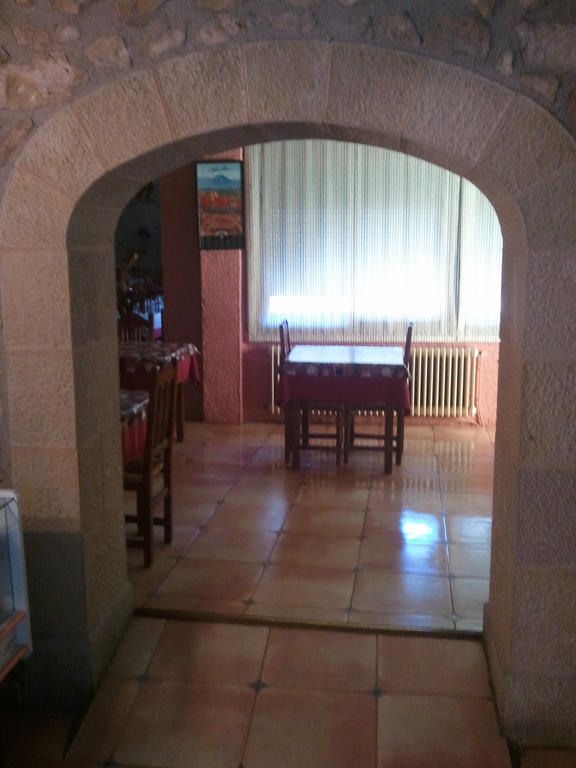 Hostal Can Barrina Arnés Εξωτερικό φωτογραφία